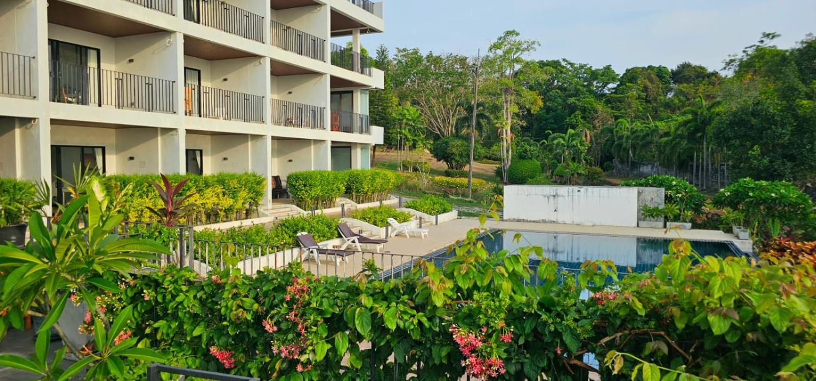 Aranya Resort Ko Lanta Extérieur photo