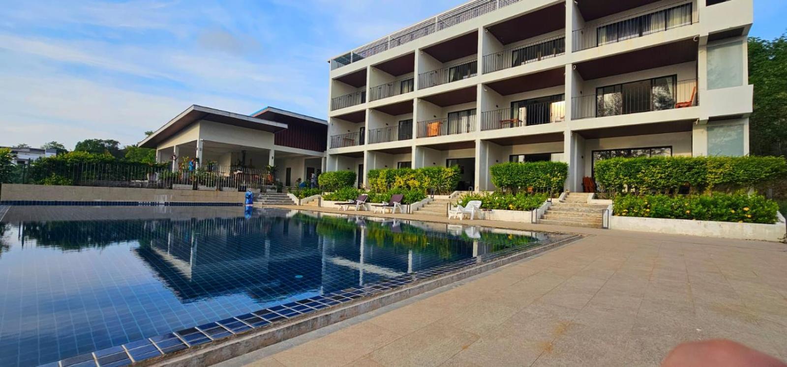 Aranya Resort Ko Lanta Extérieur photo